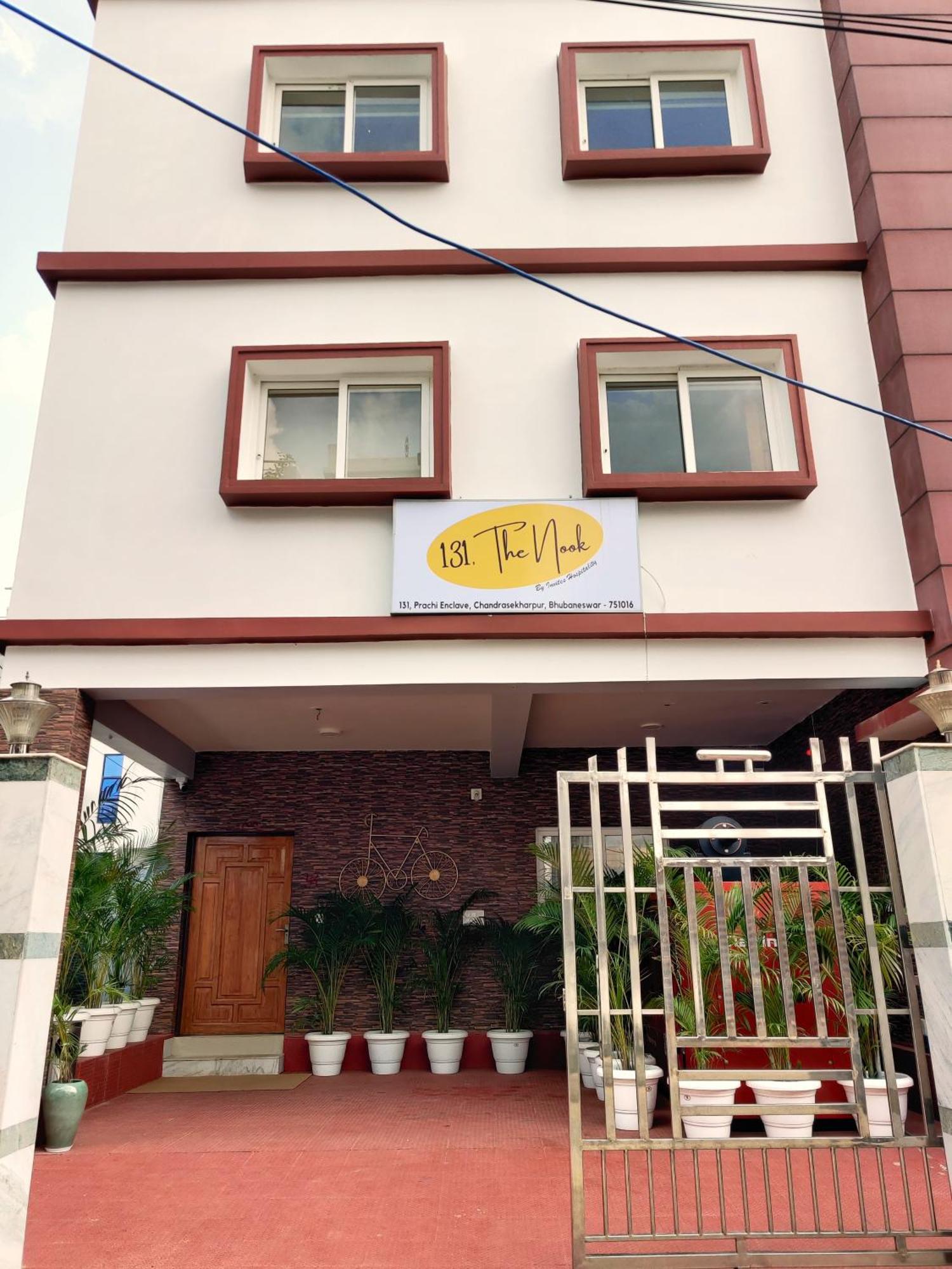 131,The Nook Hotel Bhubaneswar Bagian luar foto