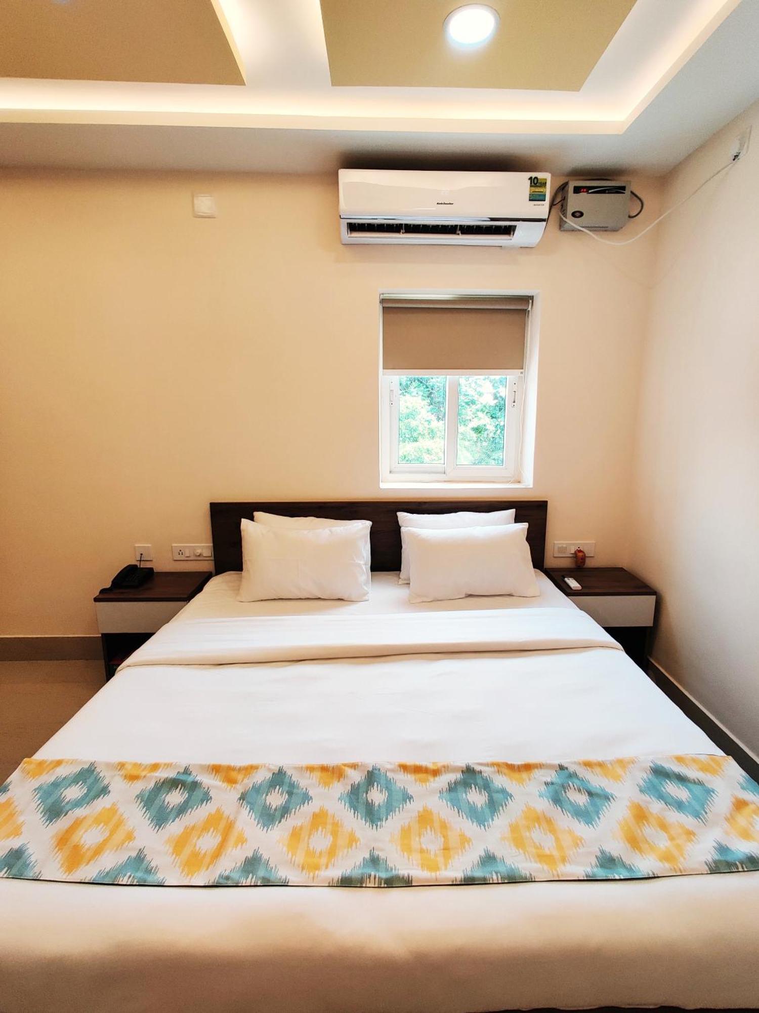 131,The Nook Hotel Bhubaneswar Bagian luar foto